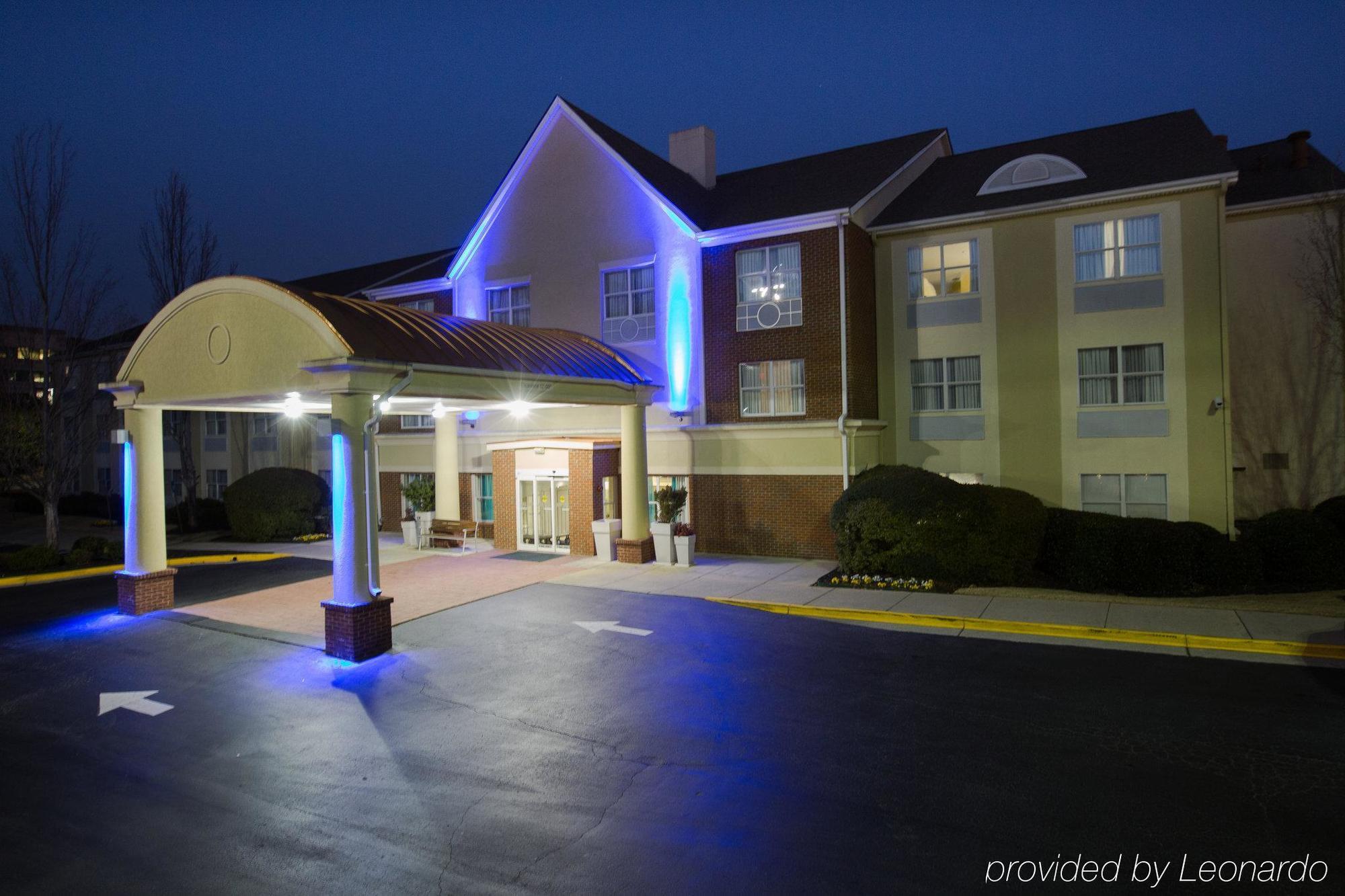 Holiday Inn Express Alpharetta - Roswell By Ihg Bagian luar foto