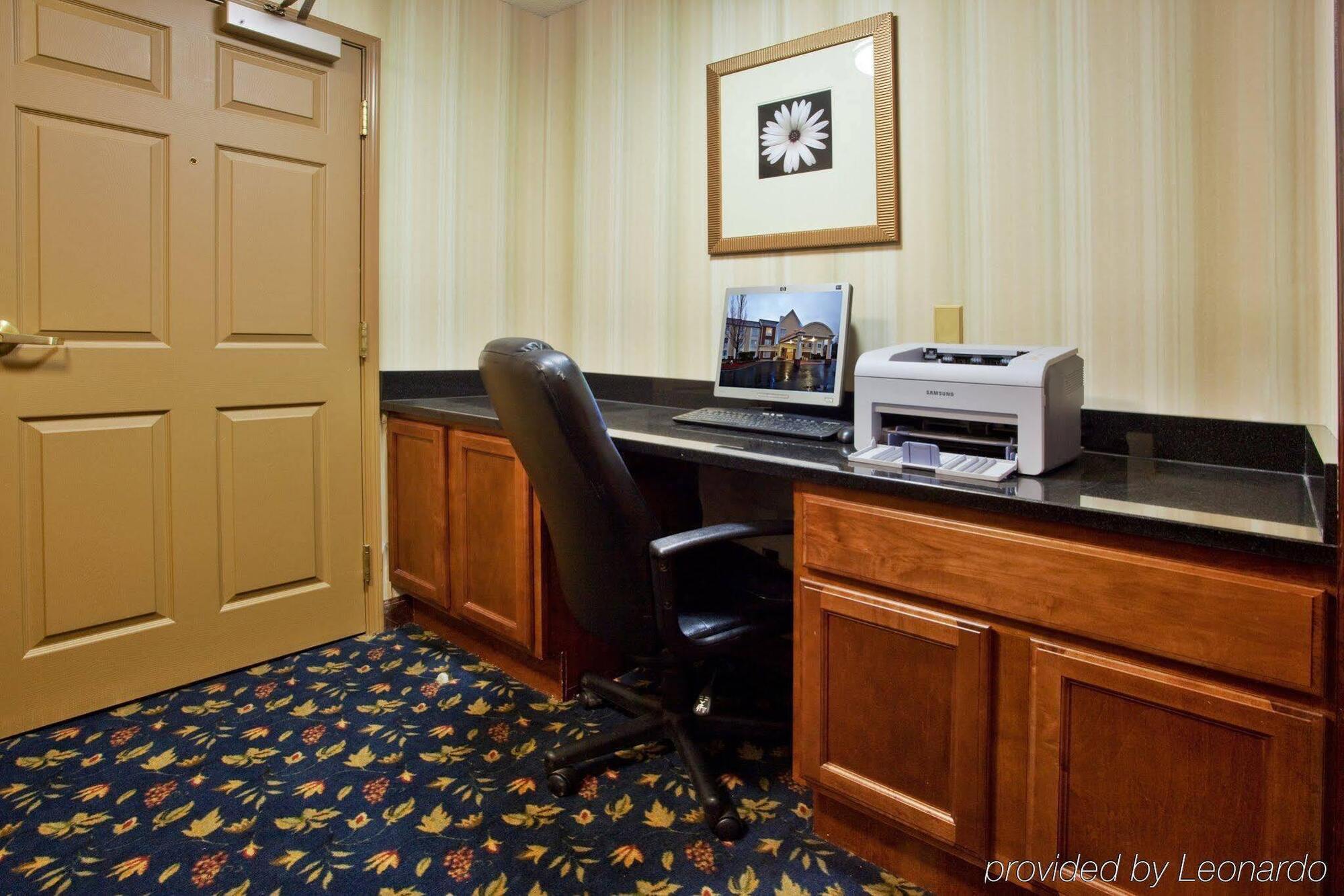 Holiday Inn Express Alpharetta - Roswell By Ihg Bagian luar foto