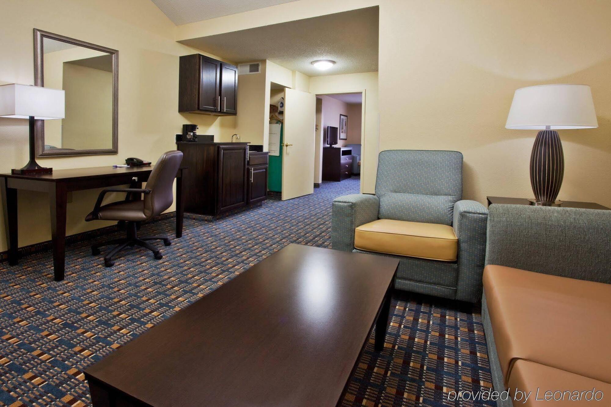 Holiday Inn Express Alpharetta - Roswell By Ihg Bagian luar foto